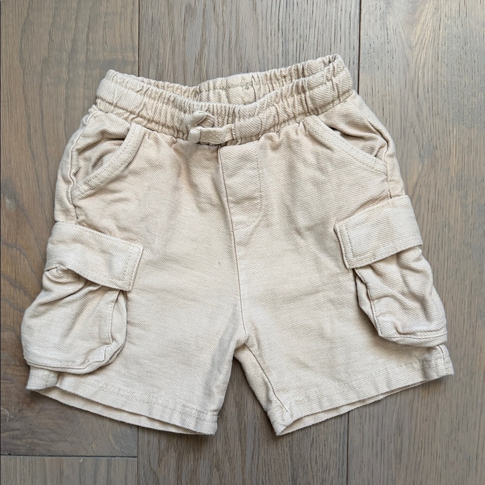Zara Beige Cargo Shorts
